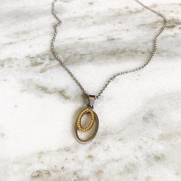 Talie Jewelry - ✨Sterling Silver Gold/Silver Loop Necklace✨